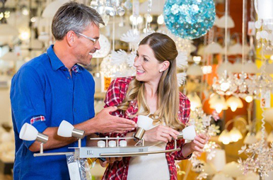 Leuchtmittel-Kauf: Baumärkte sind beliebtester Einkaufsort - persönliche Beratung gibt es nur offline